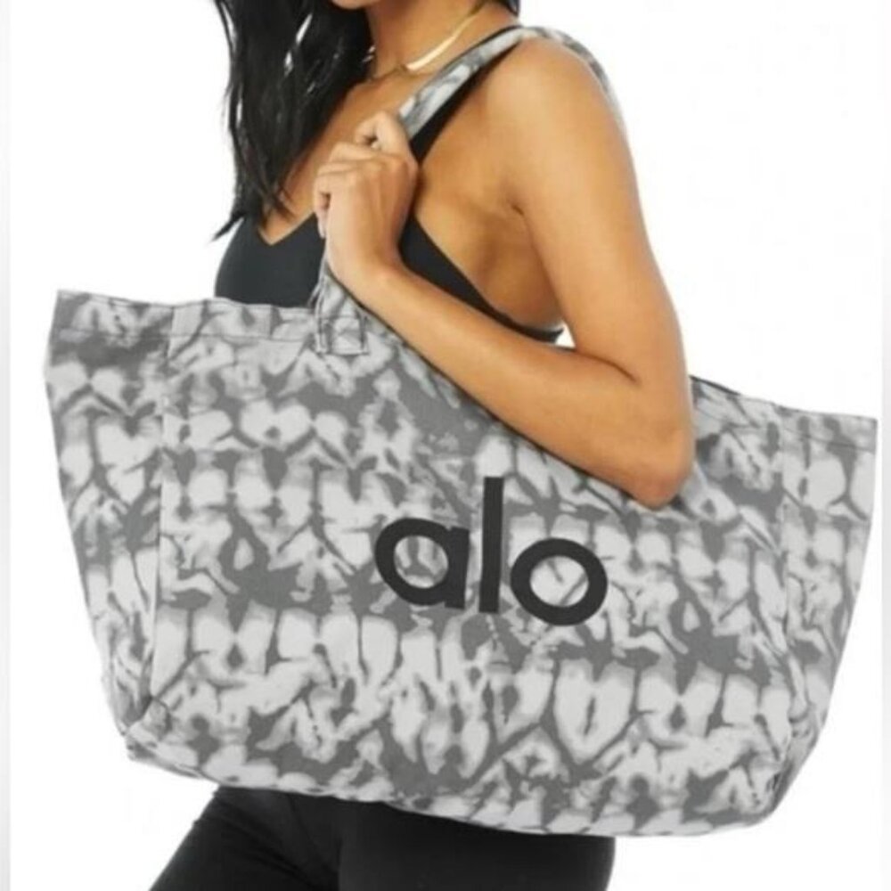 ALO Yoga Black and Gray Women's Tote Bag brand NEW